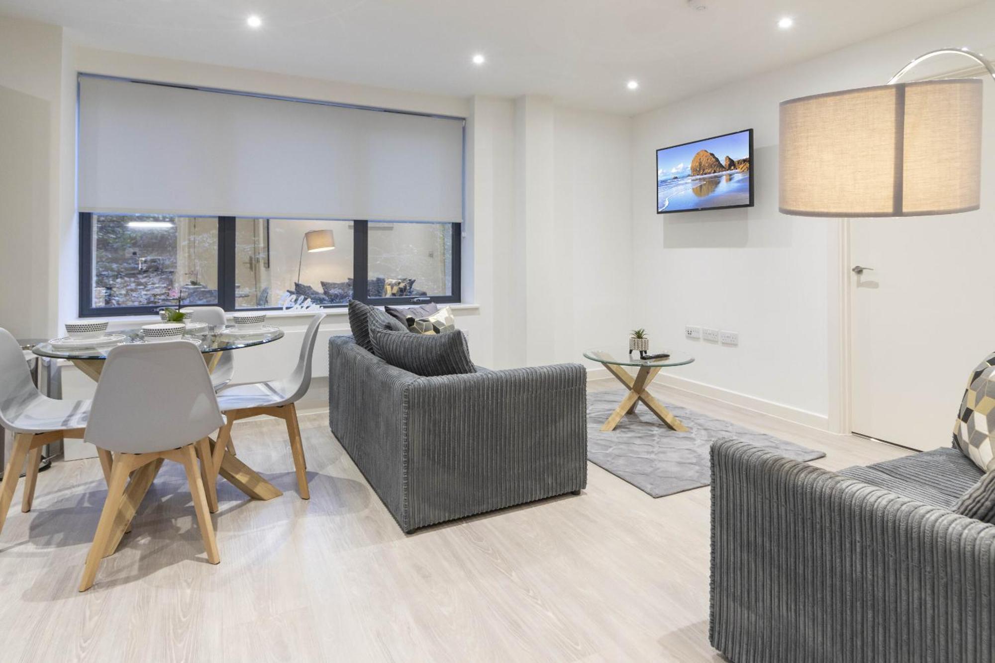 Linacre 1&2 - One And Two Bed Flat Behind The Cathedral With Free Parking And Fast Wifi Apartment Exeter Room photo
